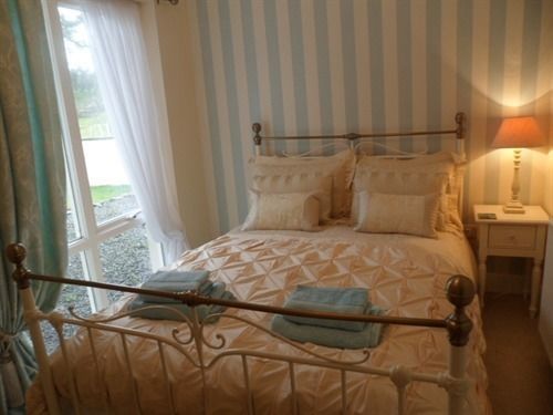 The Coppice Bed & Breakfast Roberton Exterior foto